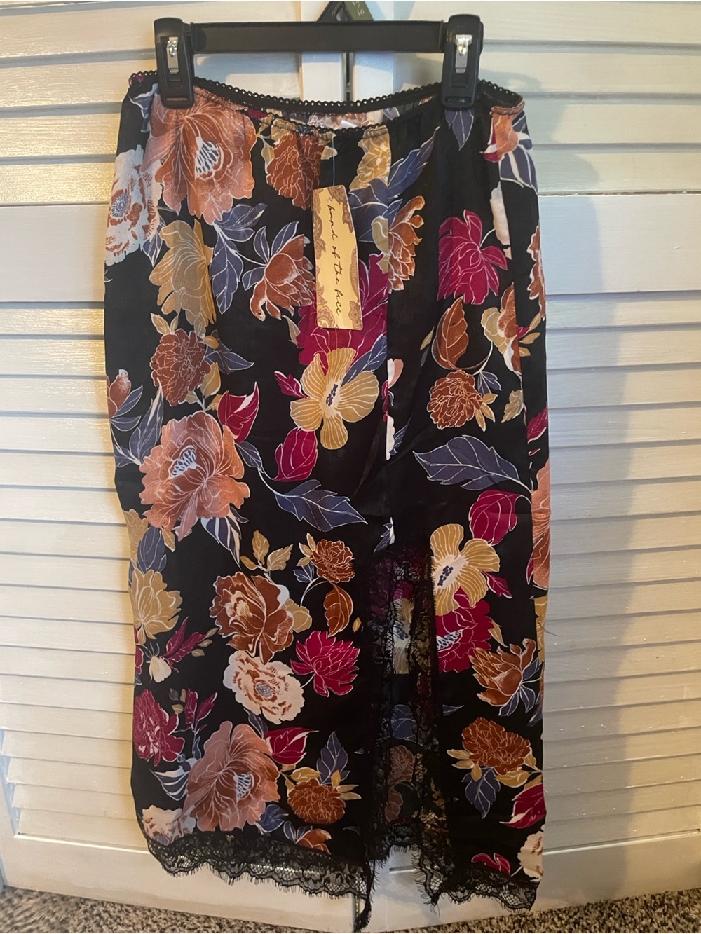 Floral Lace-Trim Midi Skirt - Black with Multicolor Bloom